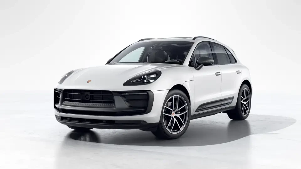 2026 Porsche Macan T - Image 7 of 31