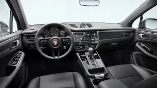 2026 Porsche Macan T - Image 29 of 31