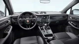 2026 Porsche Macan T - Image 29 of 31