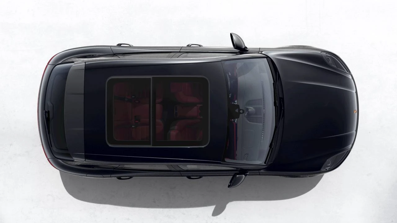 2026 Porsche Macan T - Image 5 of 10
