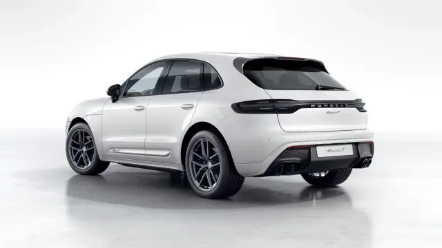 2026 Porsche Macan T - Image 22 of 31