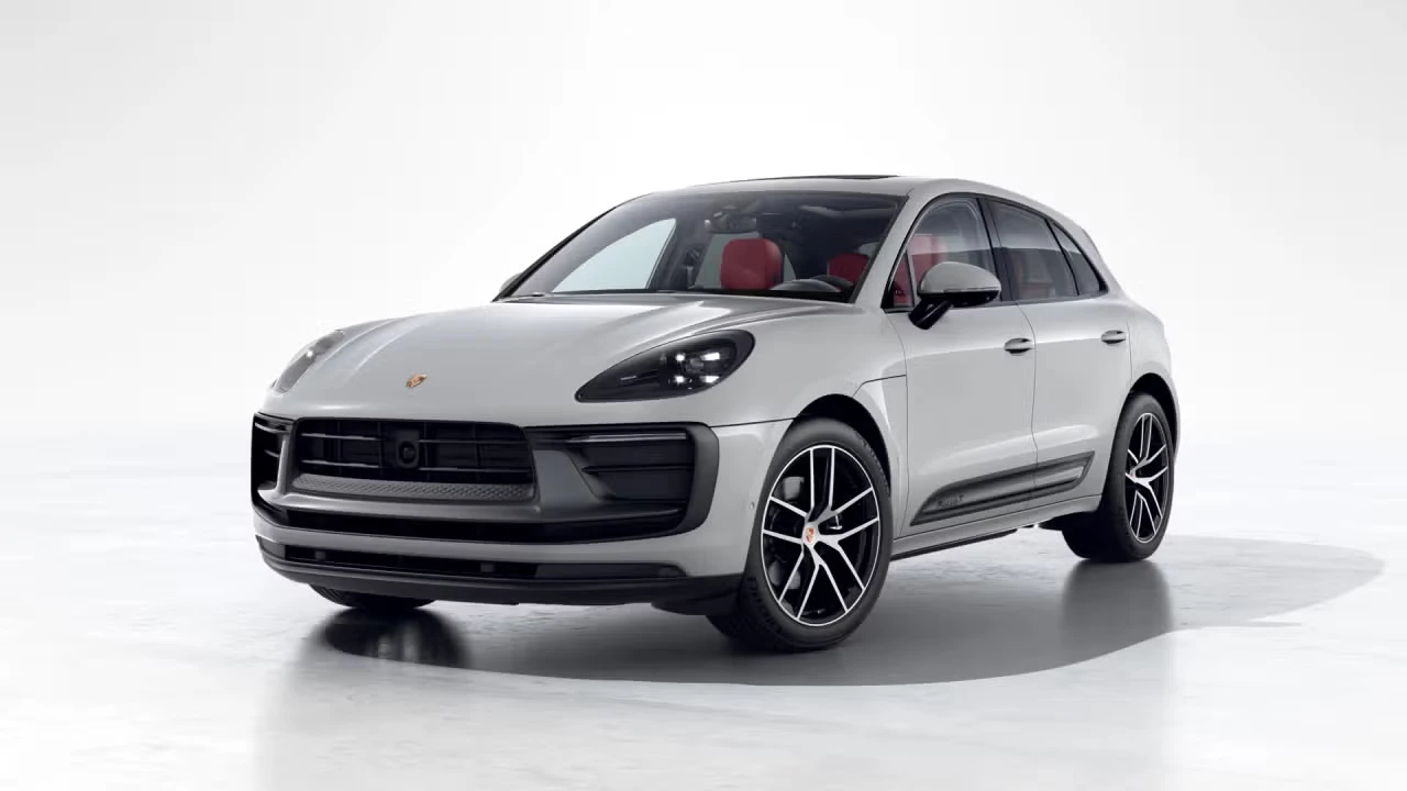 2026 Porsche Macan T - Image 4 of 31