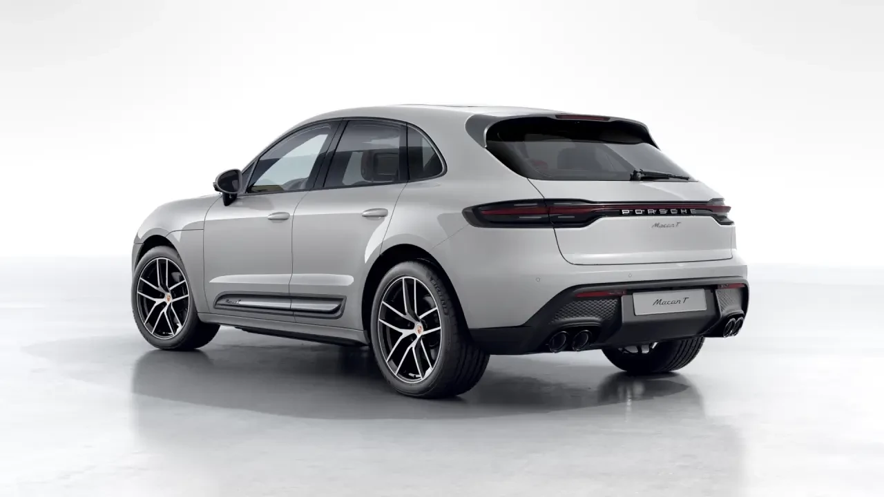 2026 Porsche Macan T - Image 24 of 31