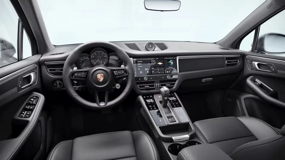 2026 Porsche Macan T - Image 27 of 31