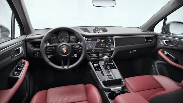 2026 Porsche Macan T - Image 26 of 31