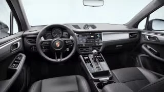 2026 Porsche Macan - Image 25 of 30