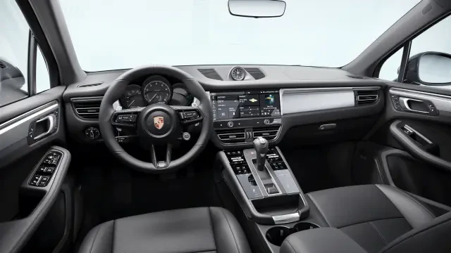 2026 Porsche Macan - Image 30 of 30