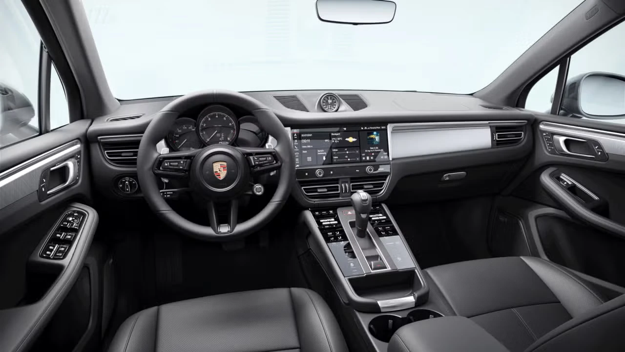 2026 Porsche Macan T - Image 28 of 31