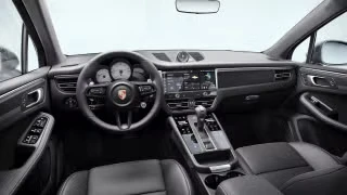 2026 Porsche Macan T - Image 25 of 31