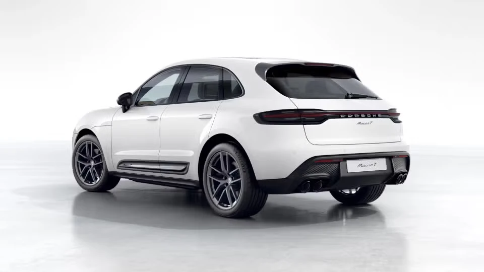 2026 Porsche Macan T - Image 19 of 31