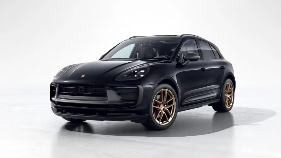 2026 Porsche Macan T - Image 3 of 31
