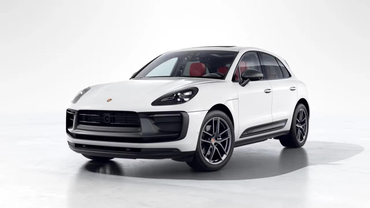 2026 Porsche Macan T - Image 4 of 31