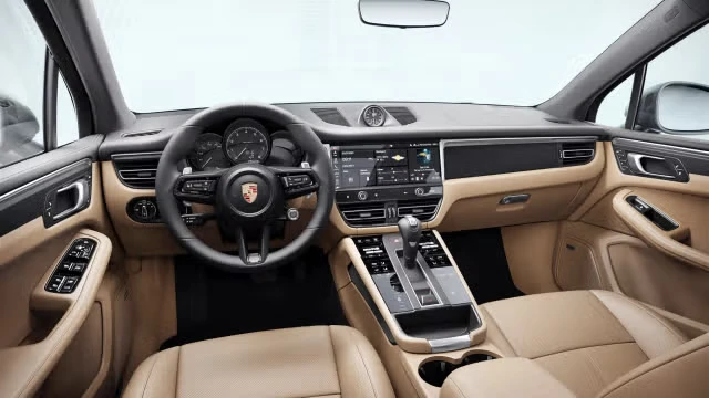 2026 Porsche Macan T - Image 26 of 31
