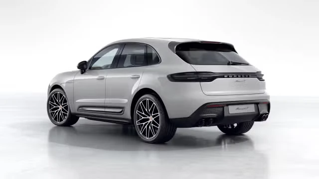 2026 Porsche Macan - Image 18 of 30