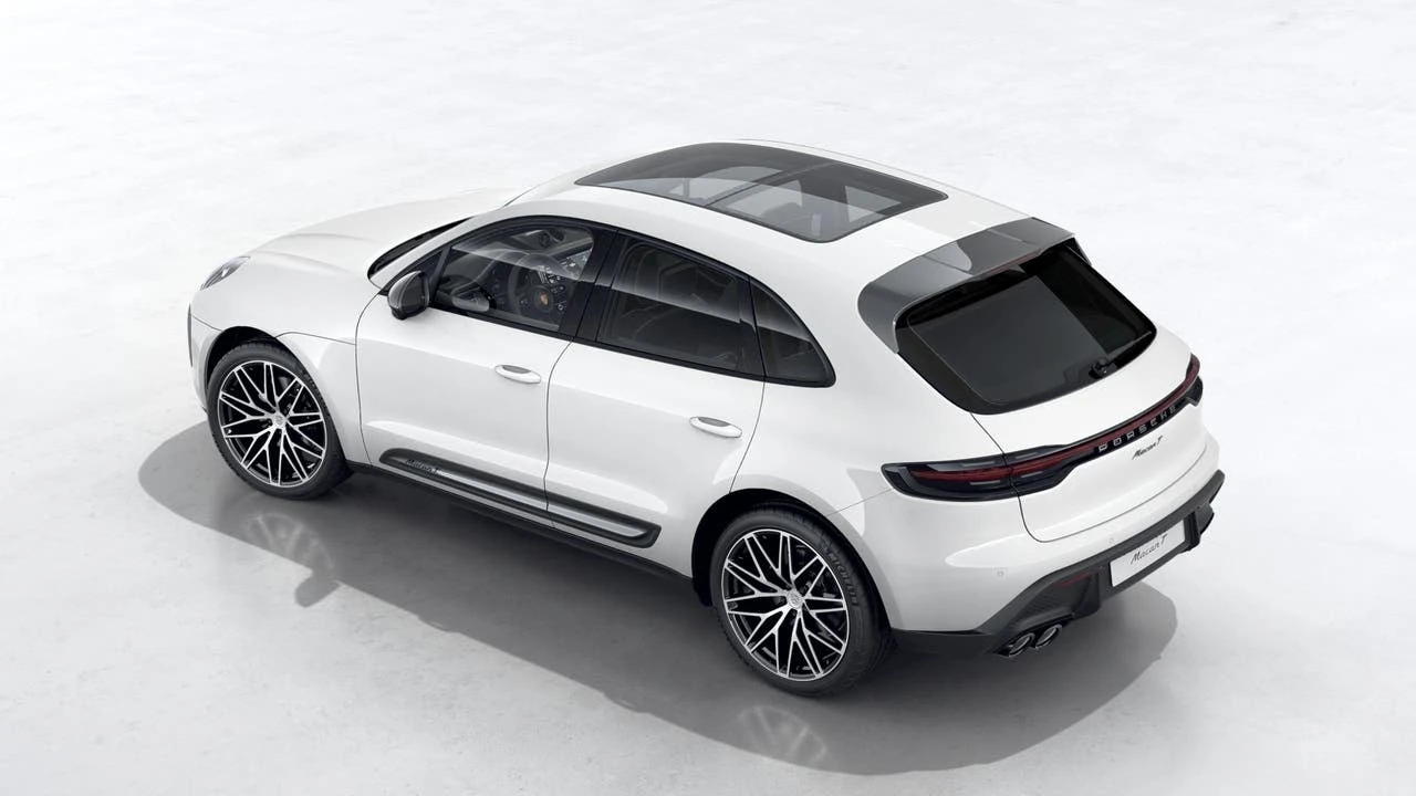 2026 Porsche Macan T - Image 4 of 10