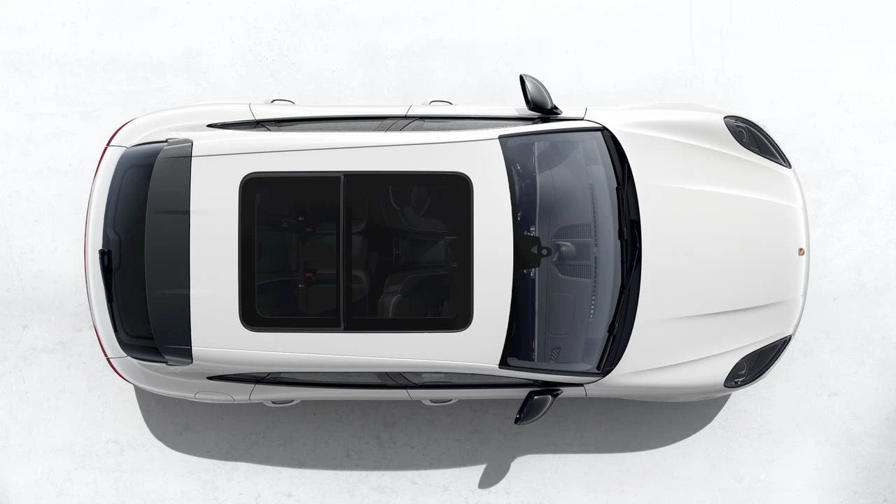 2026 Porsche Macan T - Image 5 of 10