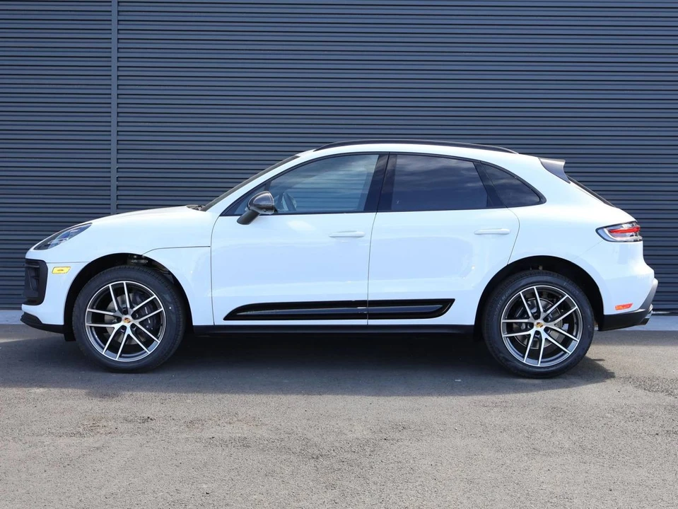 2026 Porsche Macan T - Image 2 of 5