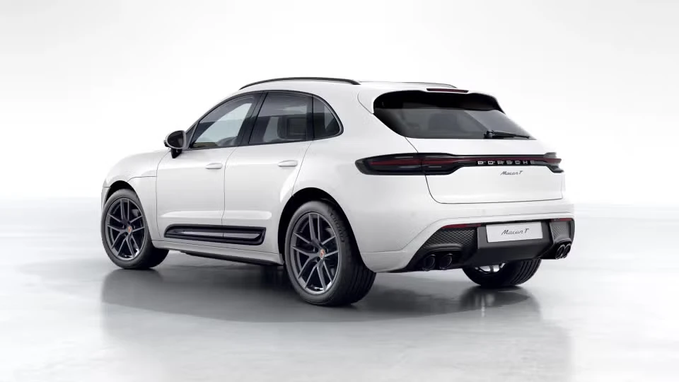2026 Porsche Macan T - Image 19 of 21