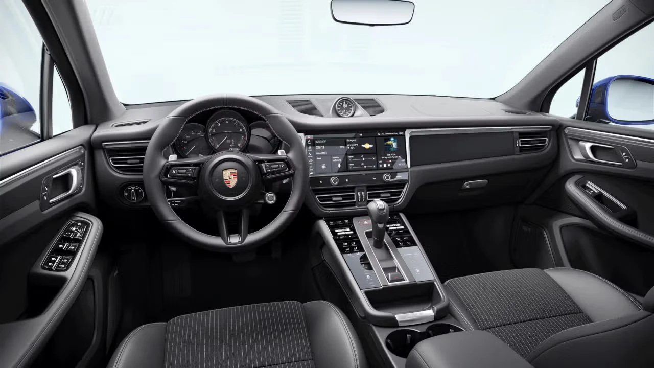 2026 Porsche Macan T - Image 28 of 31