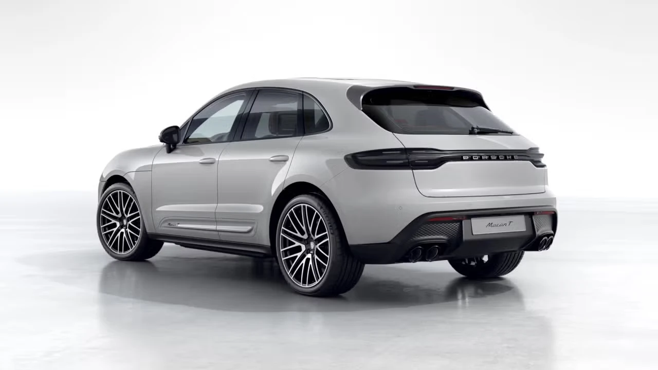 2026 Porsche Macan T - Image 20 of 31
