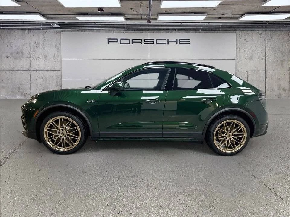 2026 Porsche Macan Electric - Image 2 of 4