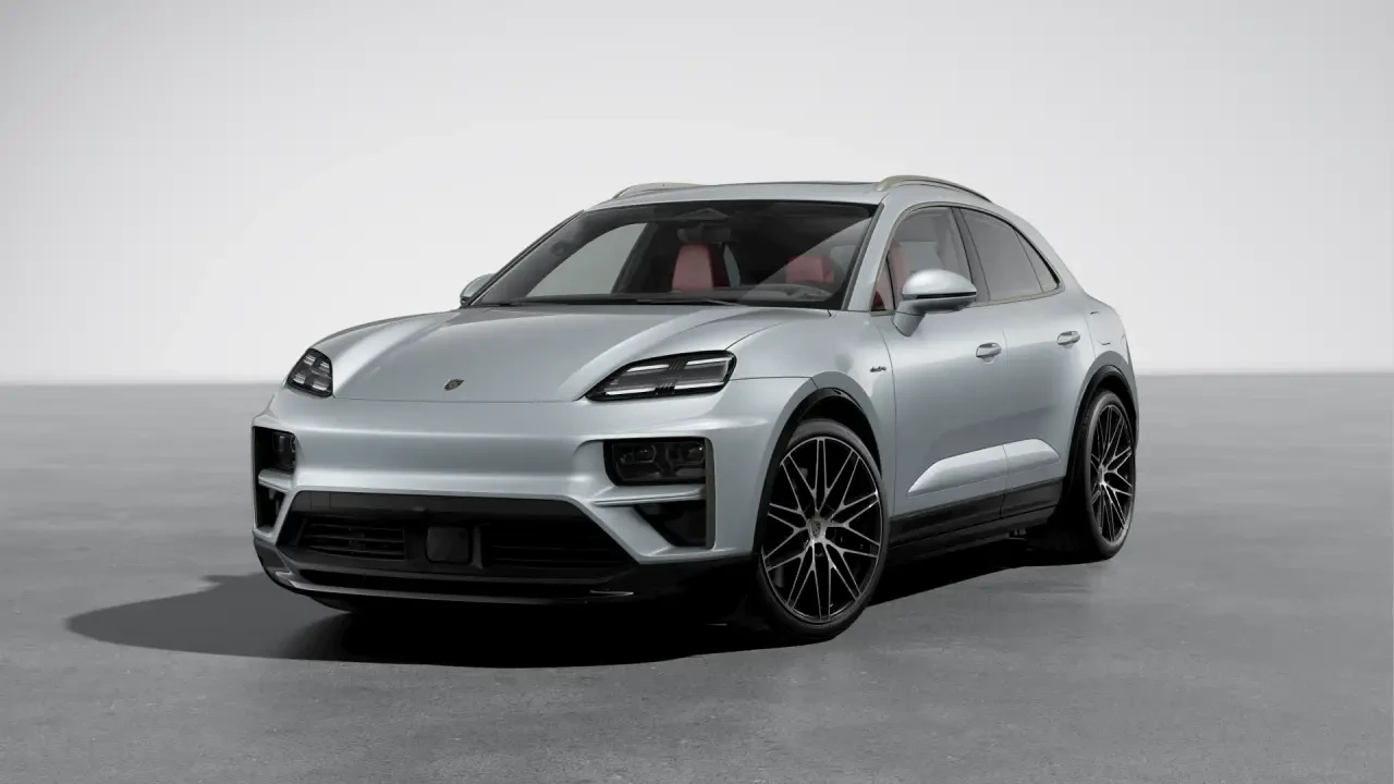 2026 Porsche Macan Electric - Image 8 of 30