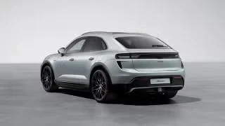 2026 Porsche Macan Electric - Image 17 of 30