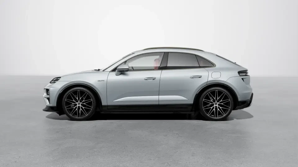 2026 Porsche Macan Electric - Image 15 of 30