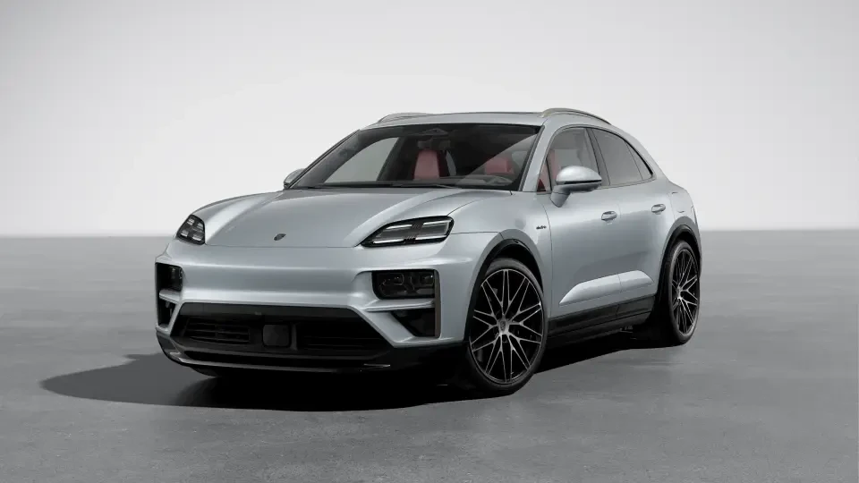2026 Porsche Macan Electric - Image 7 of 30