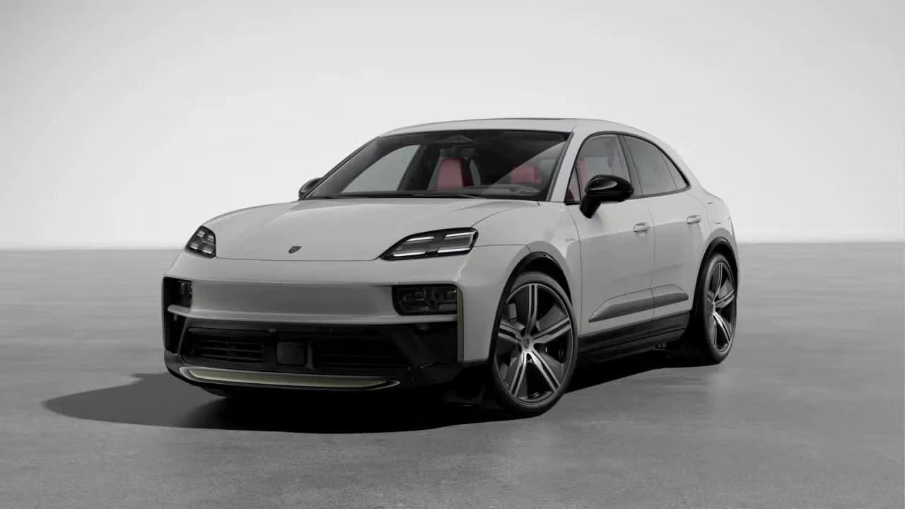 2026 Porsche Macan Electric - Image 4 of 31