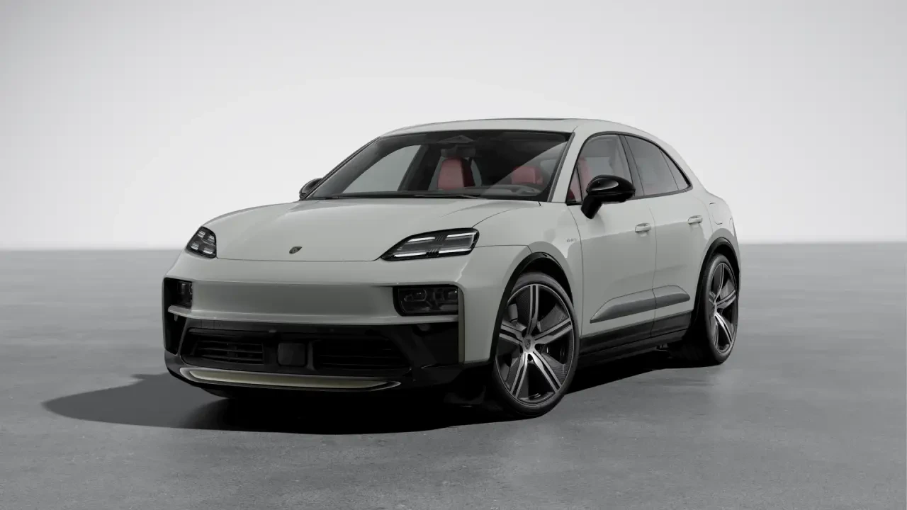 2026 Porsche Macan Electric - Image 8 of 31