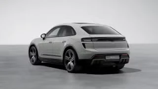 2026 Porsche Macan Electric - Image 17 of 31
