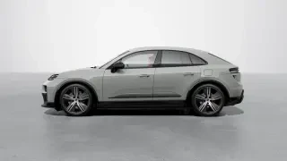 2026 Porsche Macan Electric - Image 13 of 31