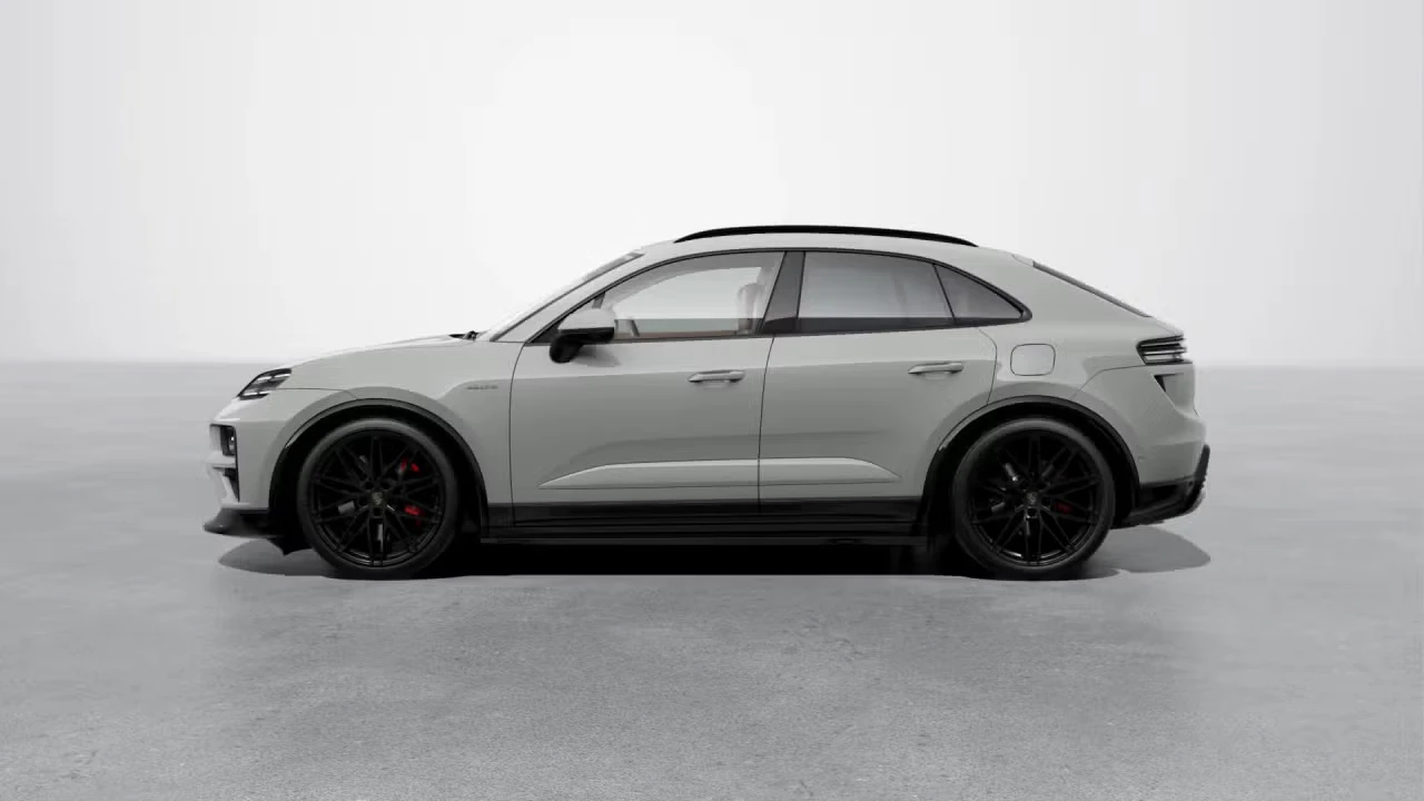 2026 Porsche Macan Electric - Image 12 of 30