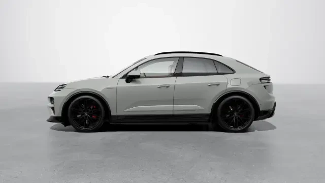 2026 Porsche Macan Electric - Image 14 of 30