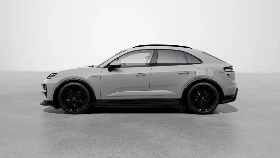 2026 Porsche Macan Electric - Image 11 of 30