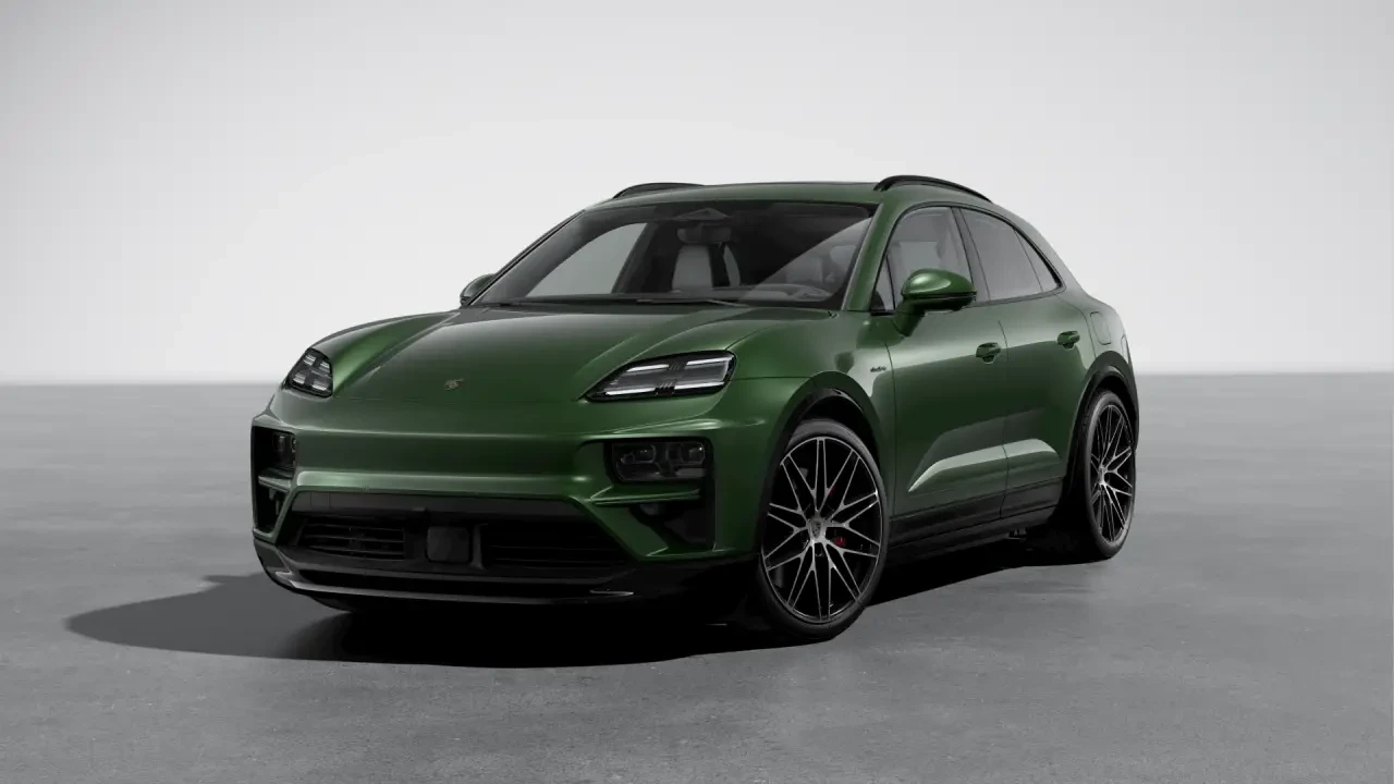 2026 Porsche Macan Electric - Image 8 of 30