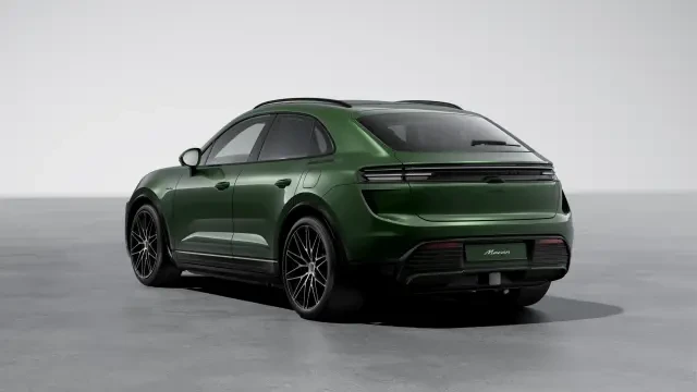 2026 Porsche Macan Electric - Image 22 of 30