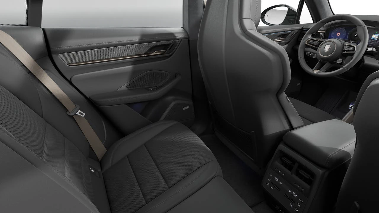 2026 Porsche Macan Electric - Image 14 of 14
