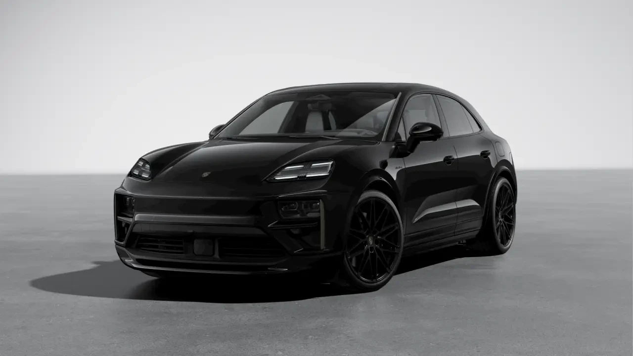 2026 Porsche Macan Electric - Image 8 of 31