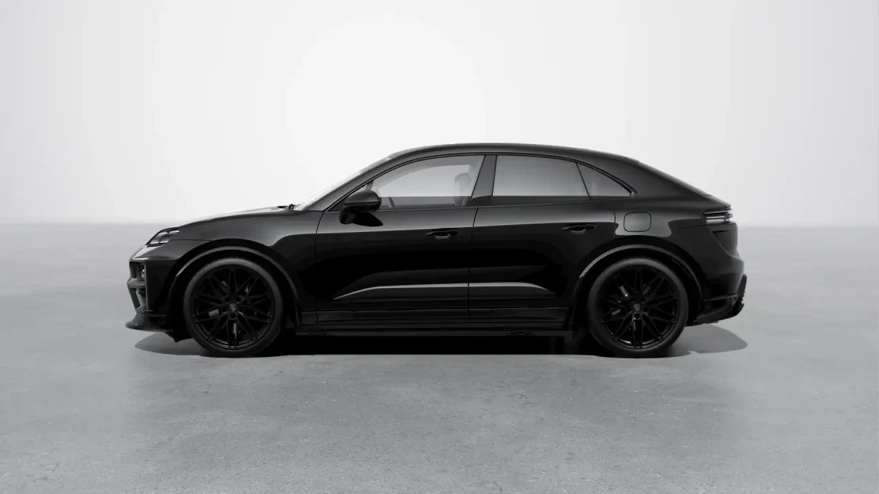 2026 Porsche Macan Electric - Image 16 of 31