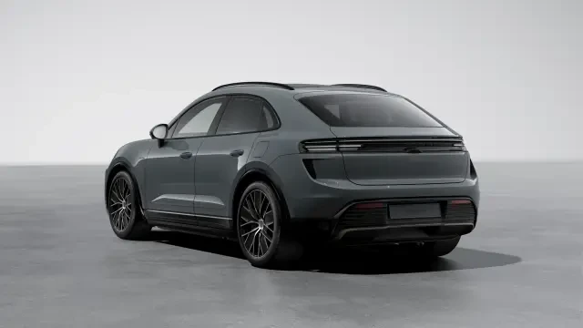 2026 Porsche Macan Electric - Image 22 of 30