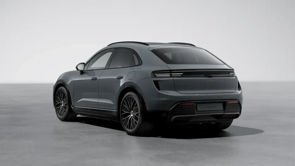 2026 Porsche Macan Electric - Image 23 of 30