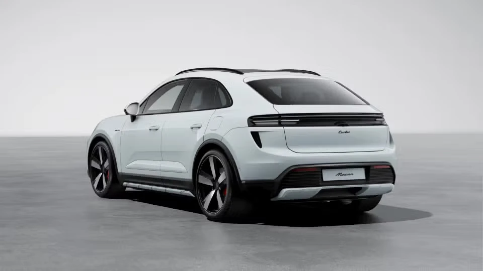 2026 Porsche Macan Electric - Image 19 of 31