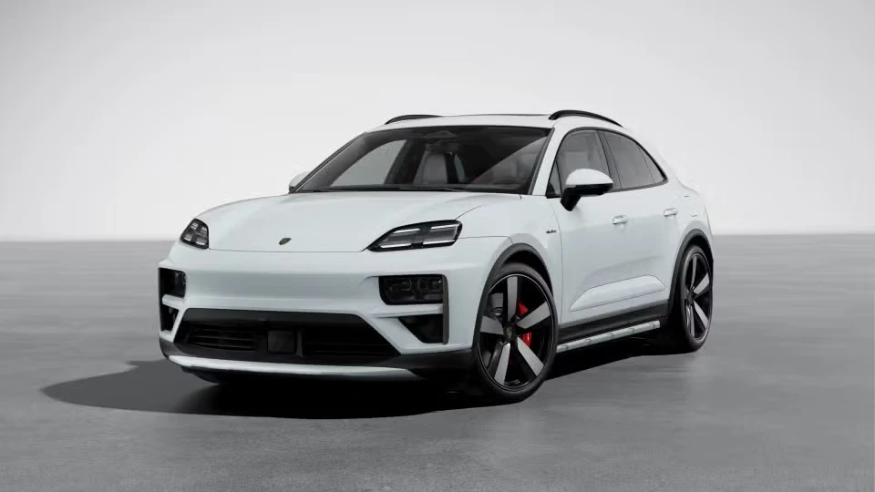 2026 Porsche Macan Electric - Image 3 of 31