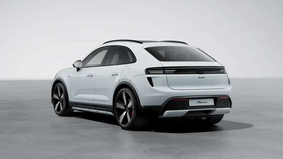 2026 Porsche Macan Electric - Image 23 of 31