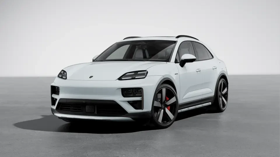 2026 Porsche Macan Electric - Image 7 of 31