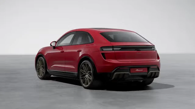 2026 Porsche Macan Electric - Image 18 of 30