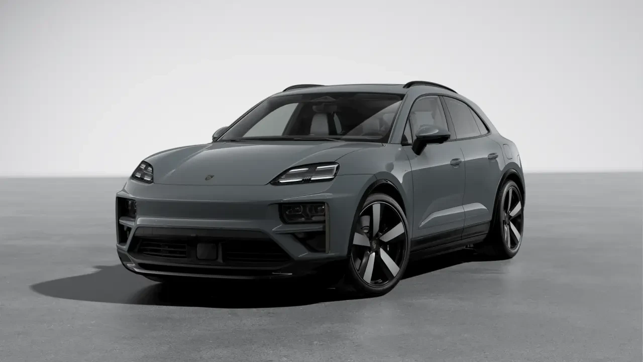 2026 Porsche Macan Electric - Image 8 of 30
