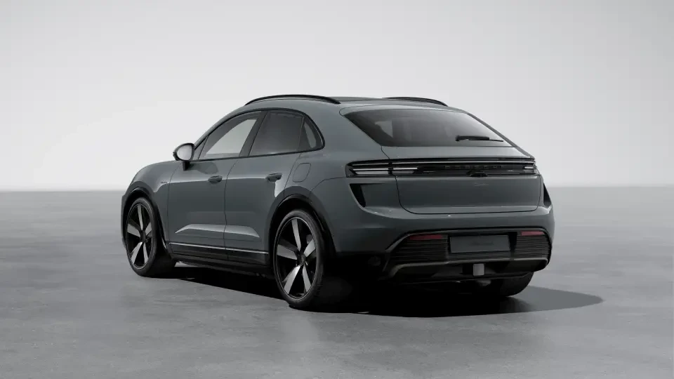 2026 Porsche Macan Electric - Image 23 of 30